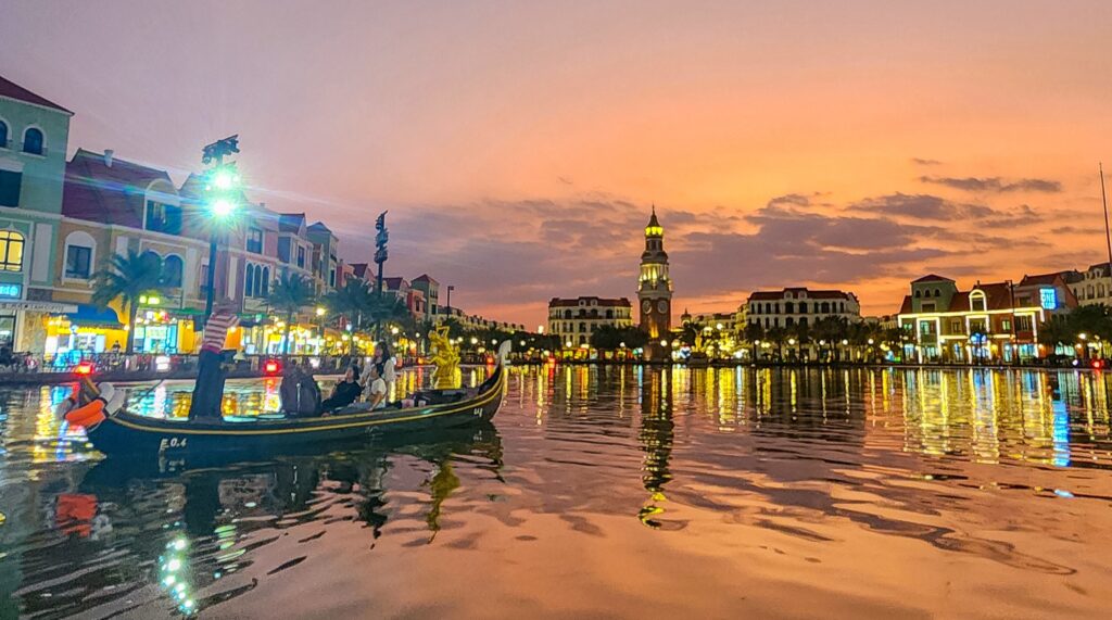 Grand World Phu Quoc canal at sunset near VinWonders Phu Quoc