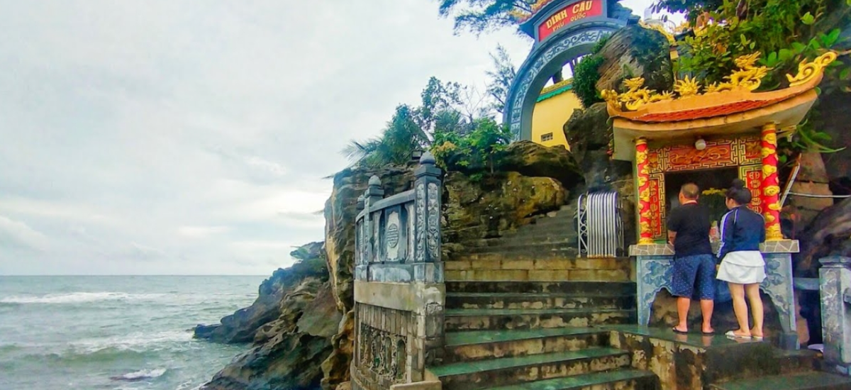 Dinh Cau Phu Quoc: Temple, Lighthouse, Sunset & What to Expect
