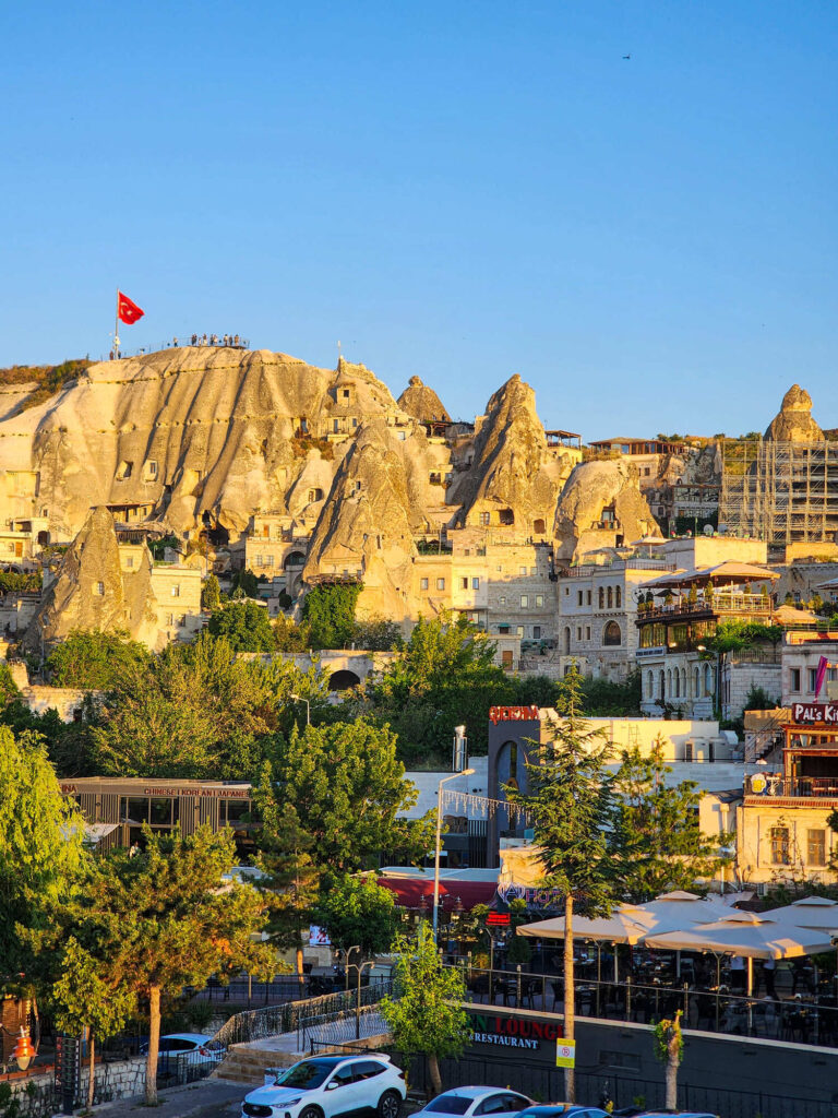 Kayseri or Nevşehir Airport for Cappadocia comparison of NAV and ASR