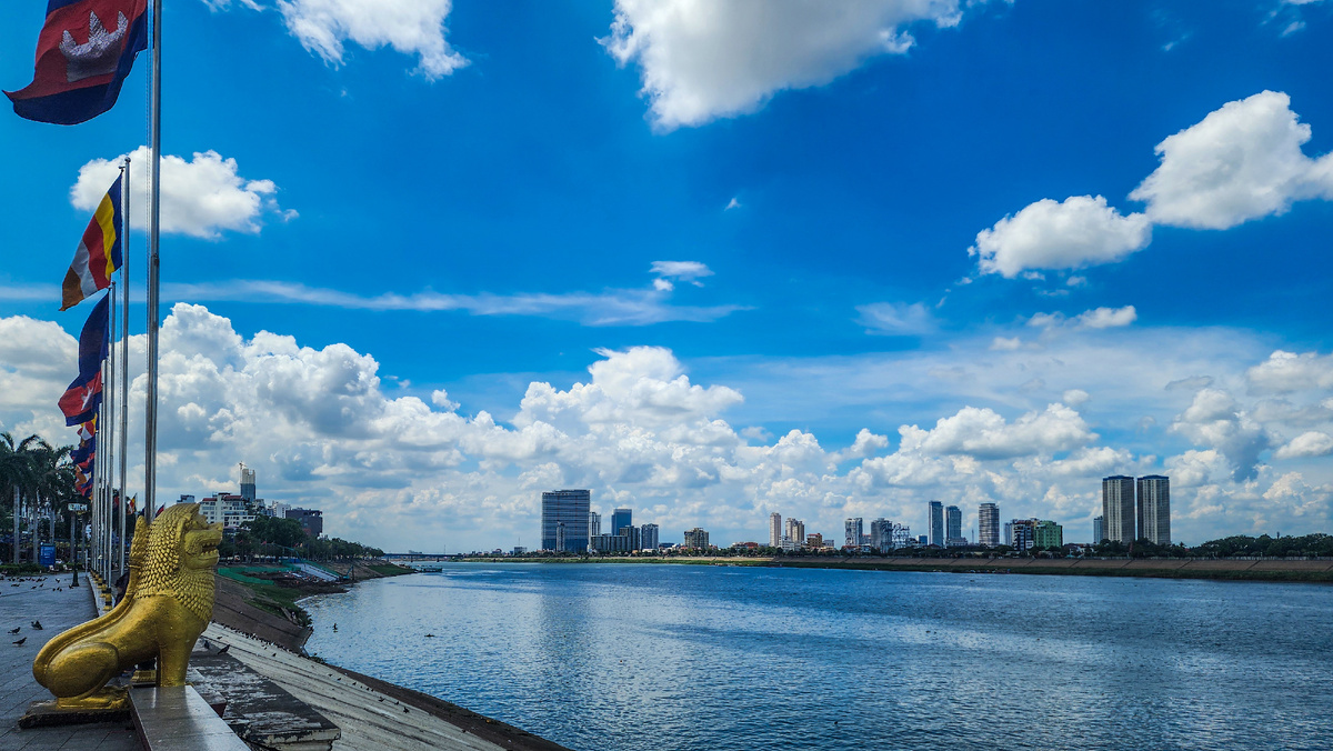 After three days around Angkor, Phnom Penh felt like a different Cambodia almost immediately.