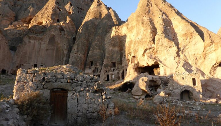 Things to Do in Ürgüp: Old Town, Wine, Views & More