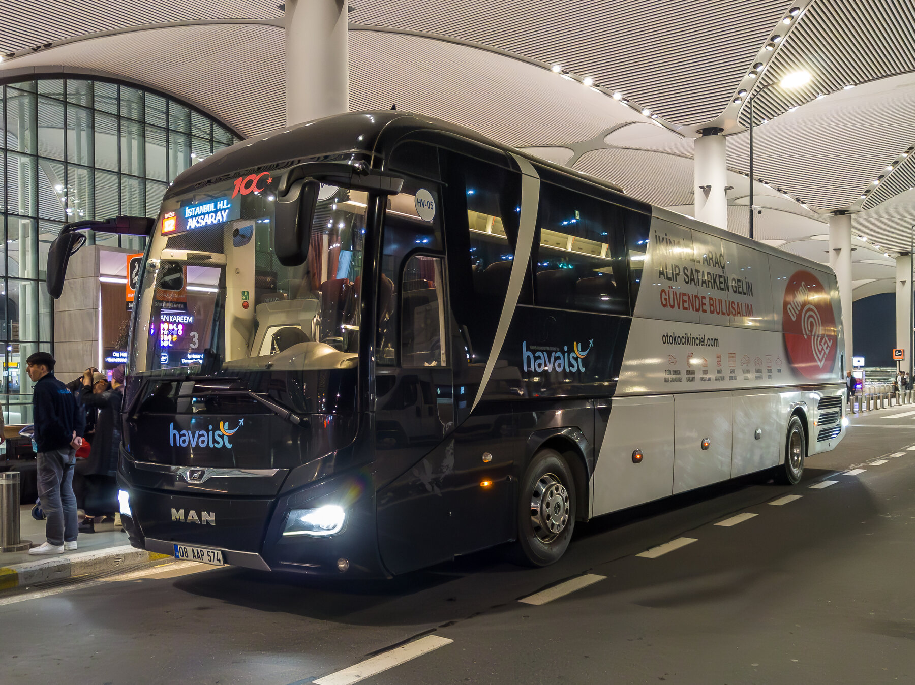 Havaist airport bus serving Istanbul Airport