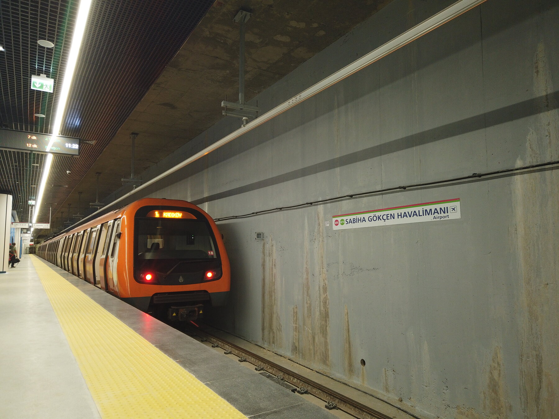 M4 metro platform at Sabiha Gökçen Airport station